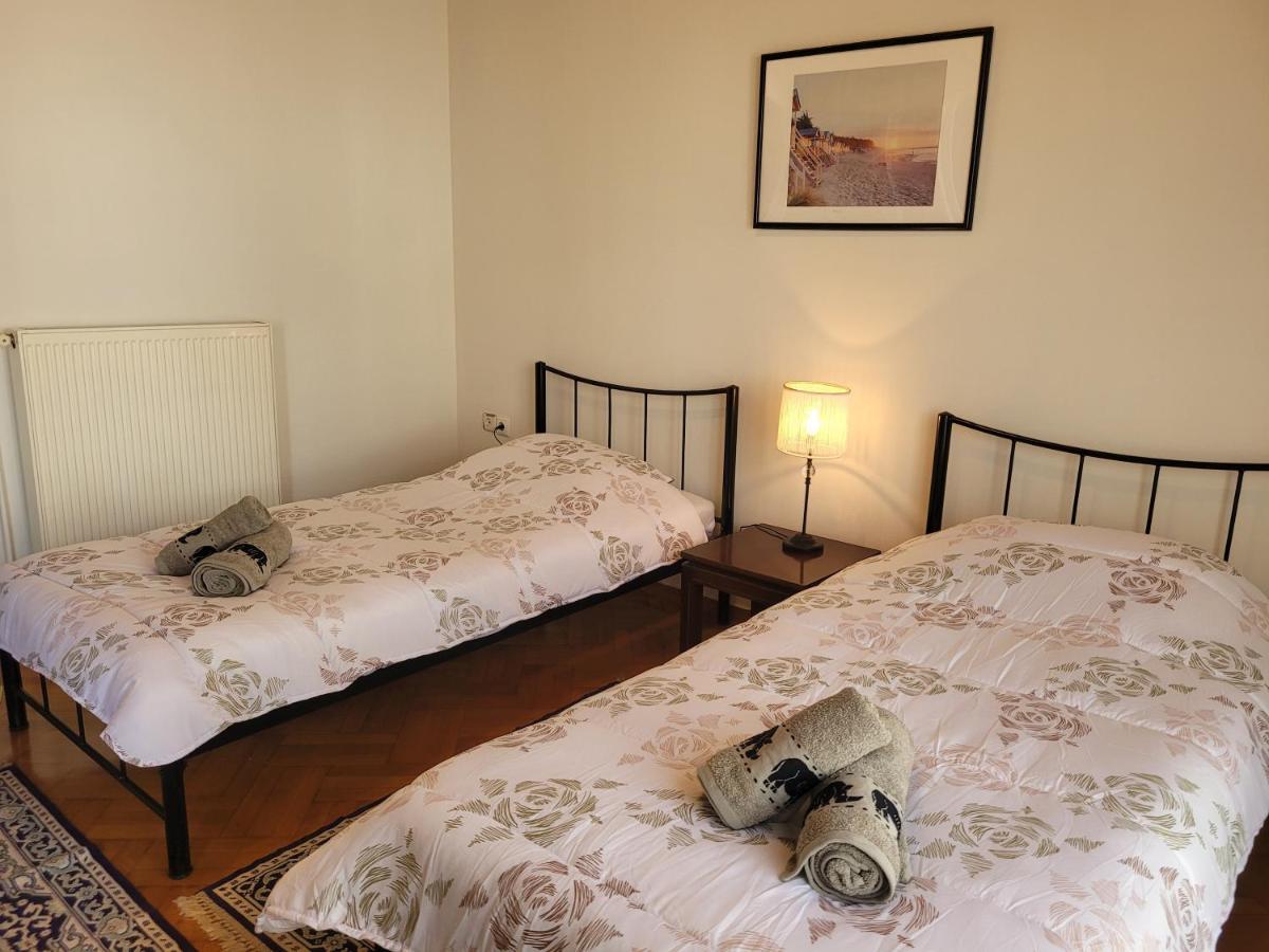 City Center Apartment Arta Luaran gambar
